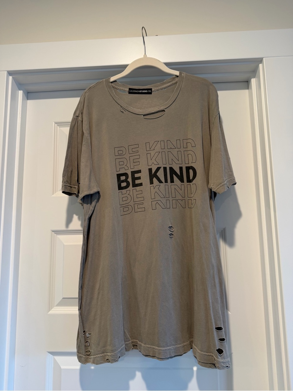 Vici 'BE KIND' Graphic Distressed Short Sleeve Tee - Taupe